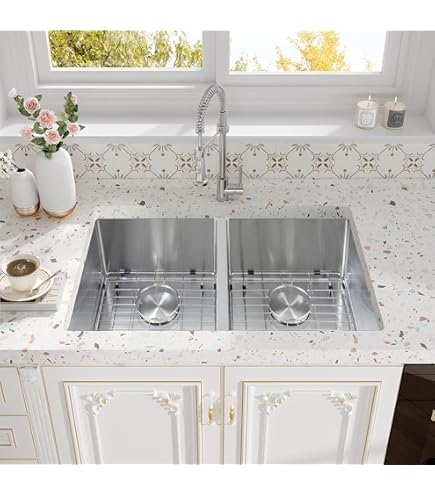 Elkay ECTSRAO33229BG Crosstown 33