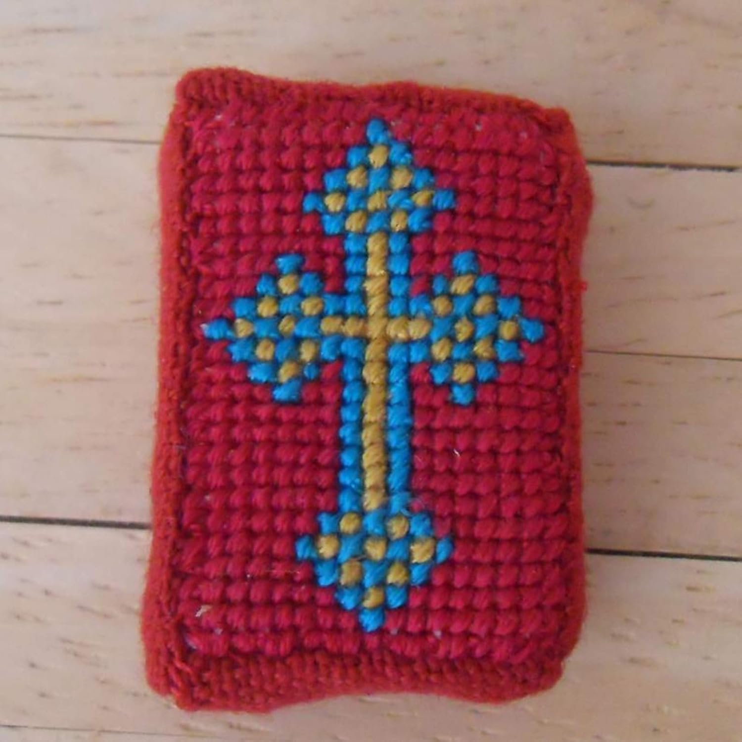 1/12th Scale Dolls House Hand Embroidered Red Church Kneeler Cross