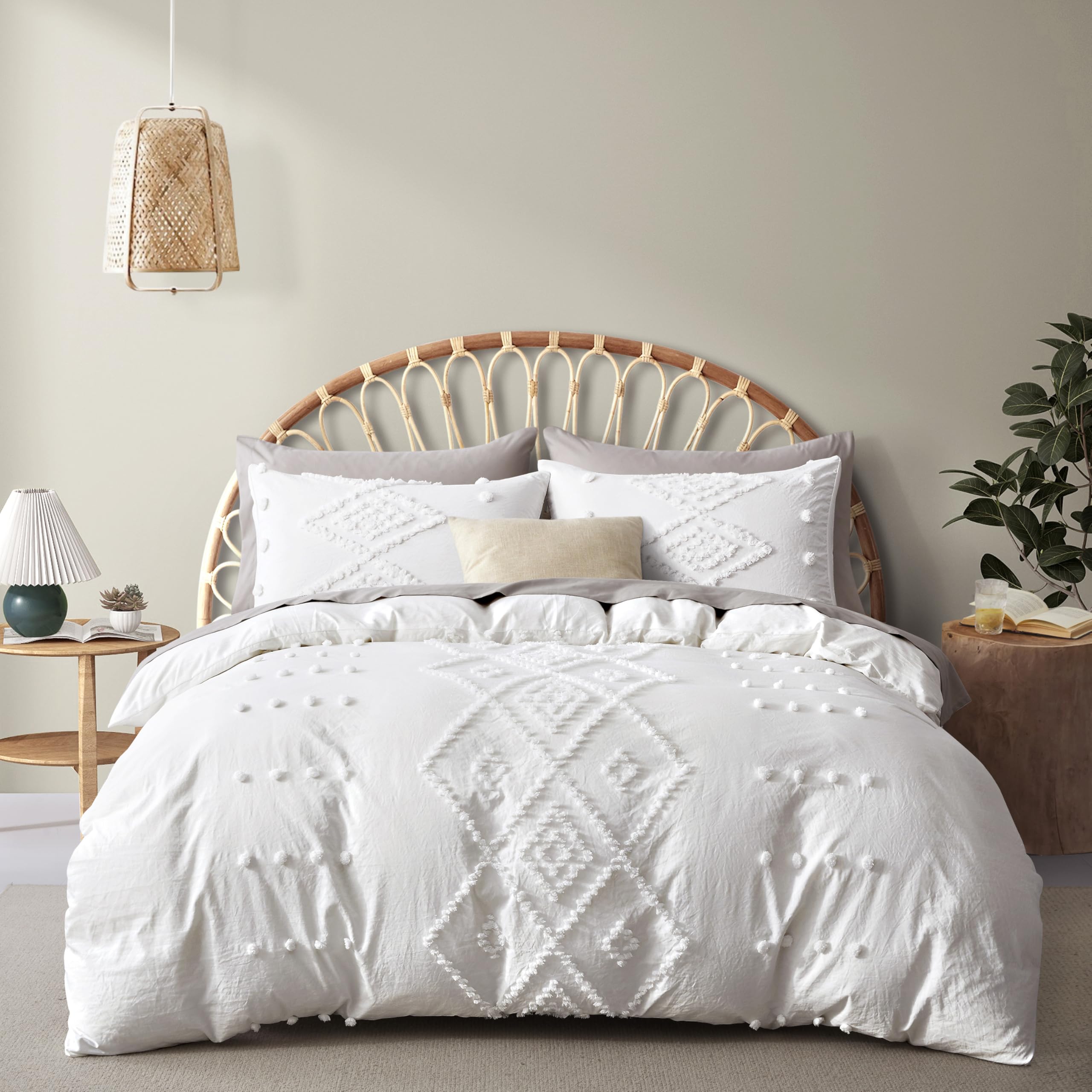 Oli Anderson Tufted Duvet Cover Queen Size, Soft and Lightweight Duvet Covers Set for All Seasons, 3 Pieces Boho Embroidery Shabby Chic Bedding Set (White, Queen, 90’’ x 90’’)