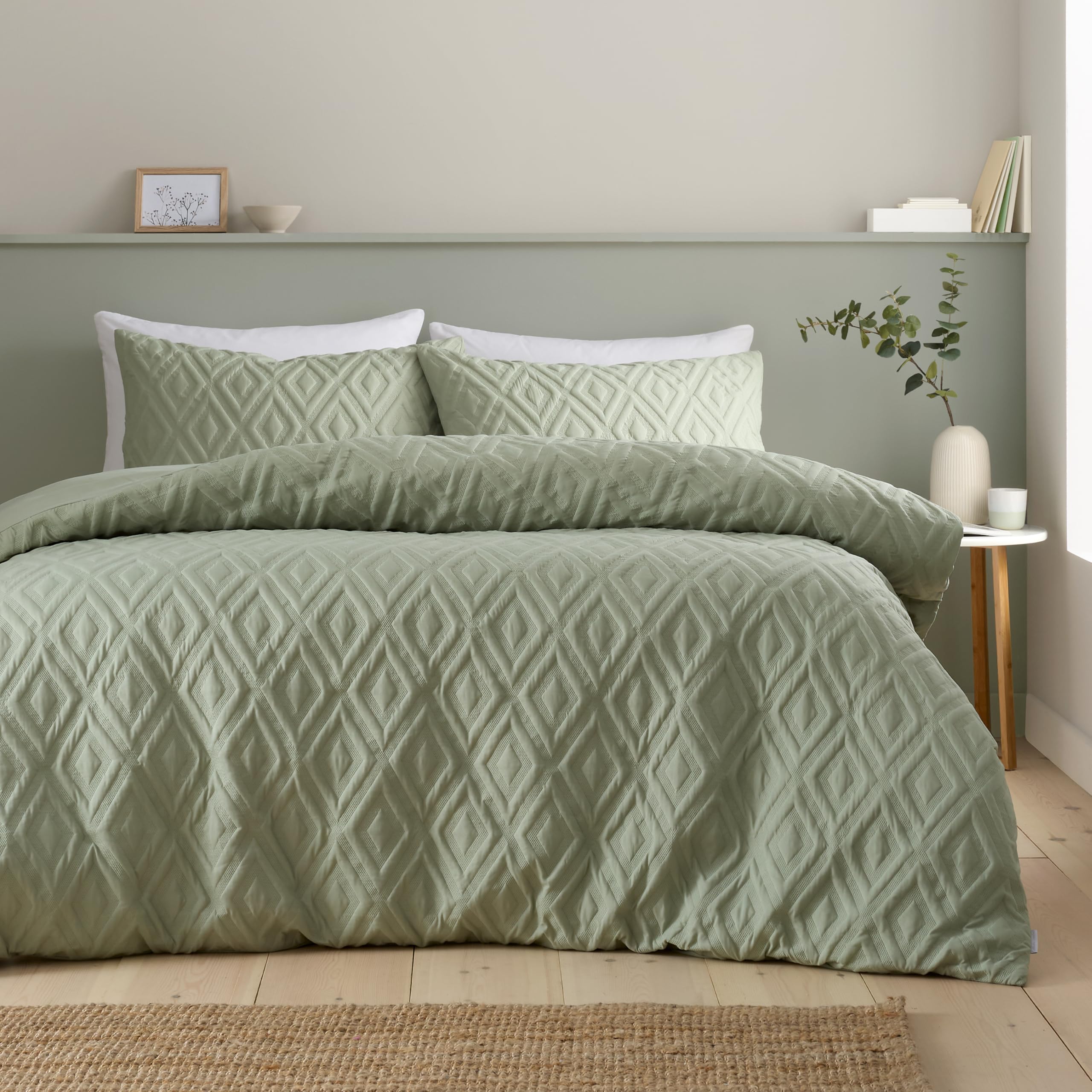 Catherine Lansfield Jacob Geo Soft Touch Double Duvet Cover Set with Pillowcases Sage Green