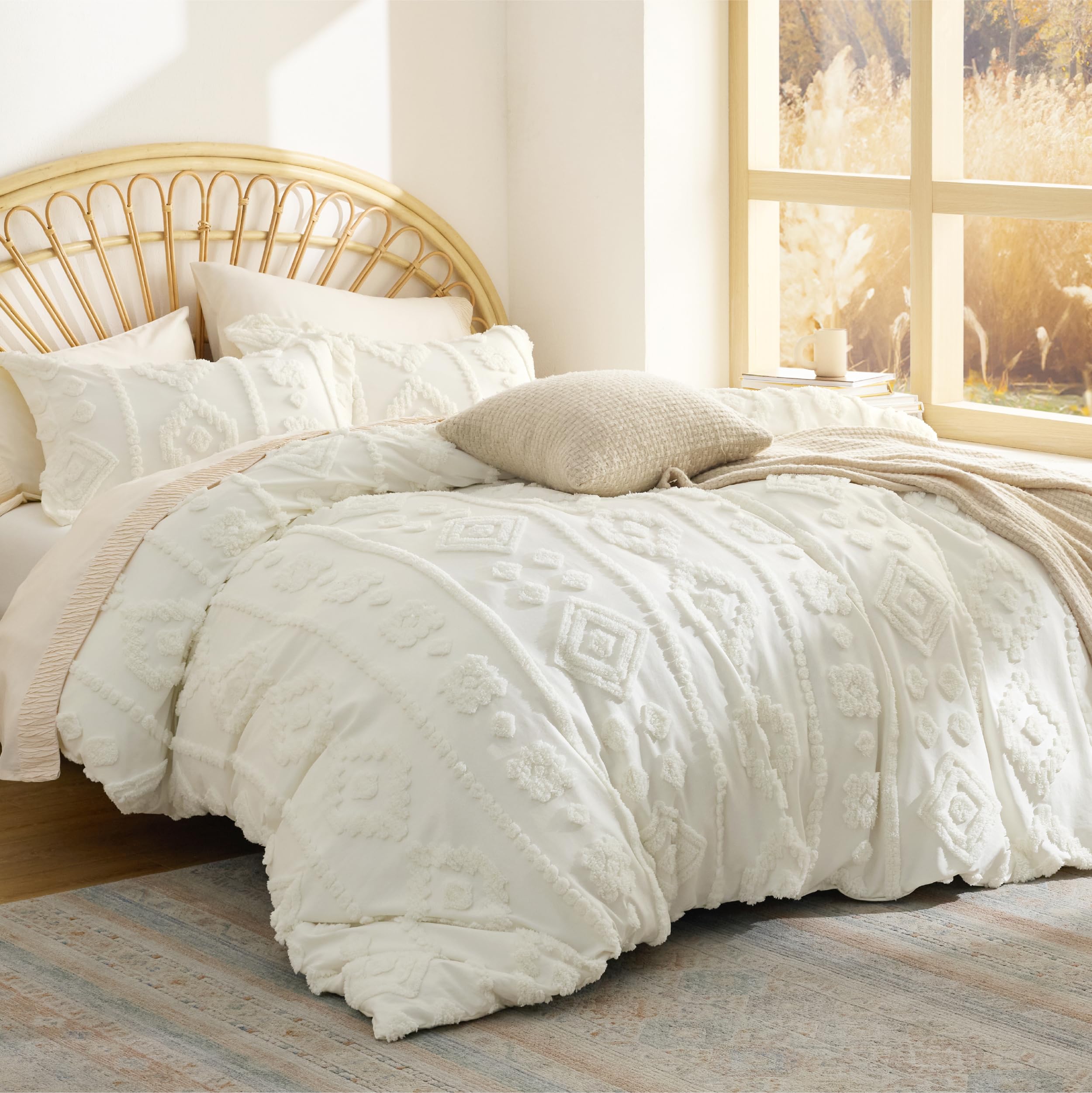 Bedsure Boho Tufted White Comforter Set Queen Size, GentleSoft™ 3 Pieces Boho Farmhouse Decor Bedding, Exquisite Shabby Chic Bedding for All Seasons, 1 Bed Comforter, 2 Pillow Shams, 90x90 Inches Image