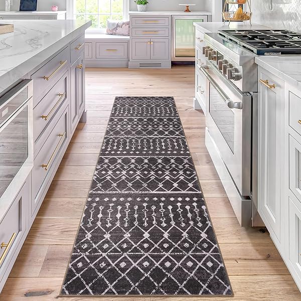 LANSNY HALLWAY RUNNER RUG, BROWN RED WASHABLE RUNNER RUG 2X8 MOROCCAN KITCHEN RUG RUNNER NON SLIP BOHO DISTRESSED THIN SOFT PRINT FAUX WOOL CARPET FOR ENTRYWAY BEDROOM LAUNDRY ROOM INDOOR HOME DECOR