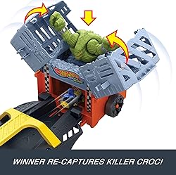 Hot Wheels Toy Car & Track, RacerVerse Batman’s