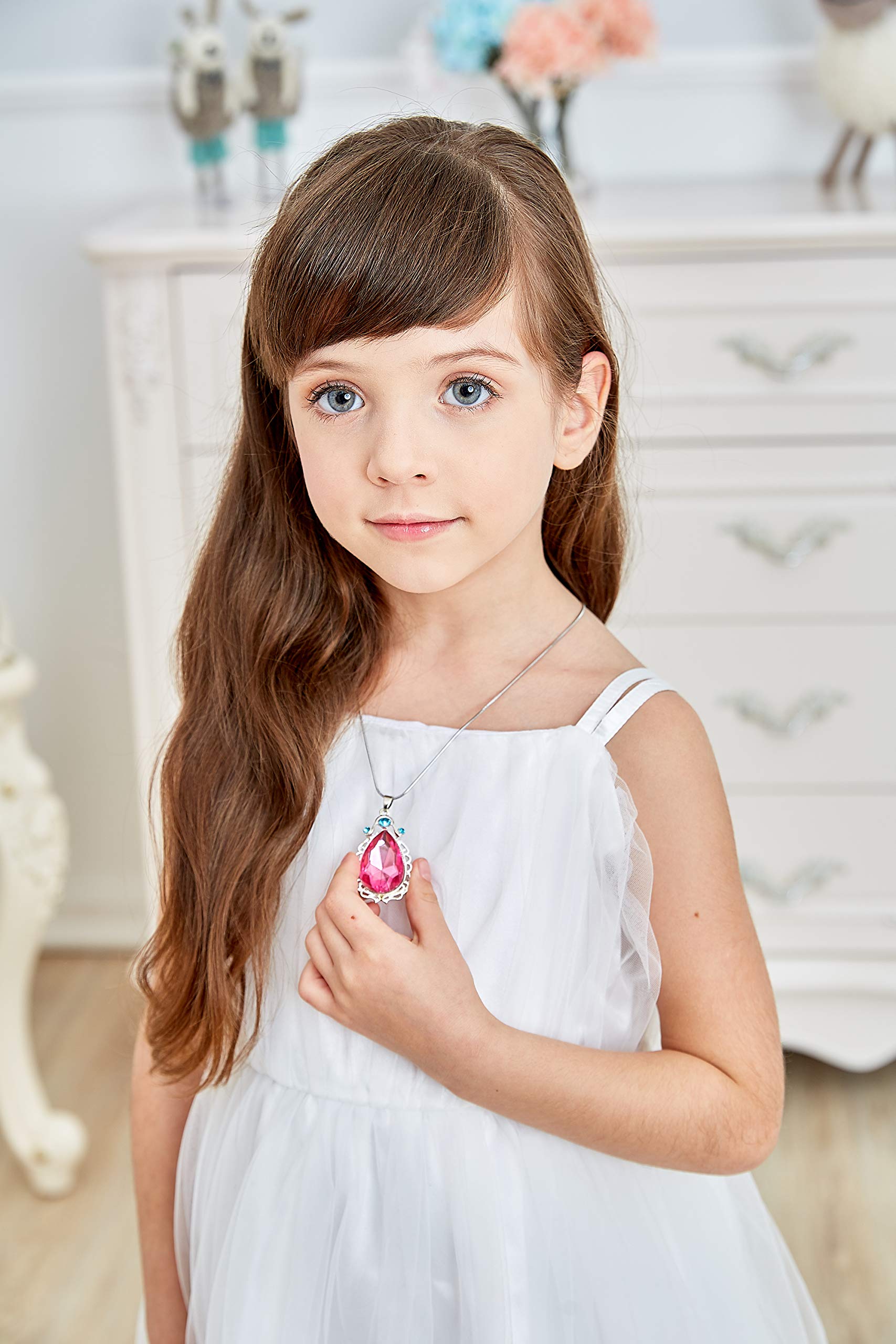 2 Pcs Sofia the First Amulet and Elena Princess Necklace Twin Sister Teardrop Necklace Magic Jewelry Gift for Girls