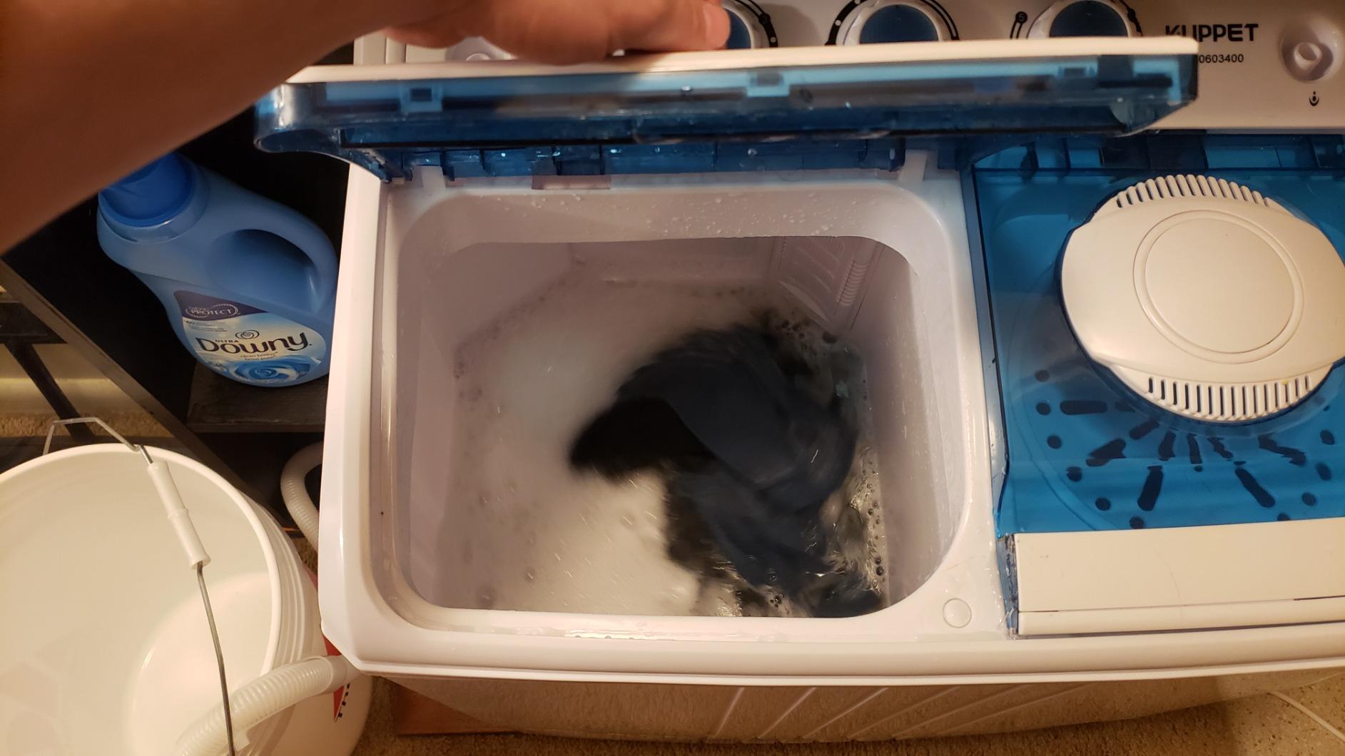28/mo Finance KUPPET Compact Twin Tub Portable Mini Washing Machine