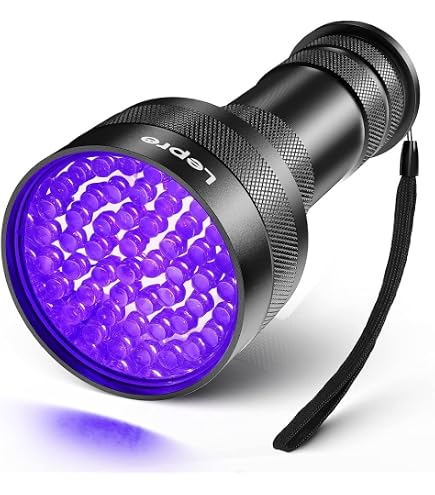Morpilot Linterna 2 En 1: LED Blanca De 500 Lúmenes Y UV 395nm, Con Zoom, Impermeable Y 3 Baterías AAA Incluidas