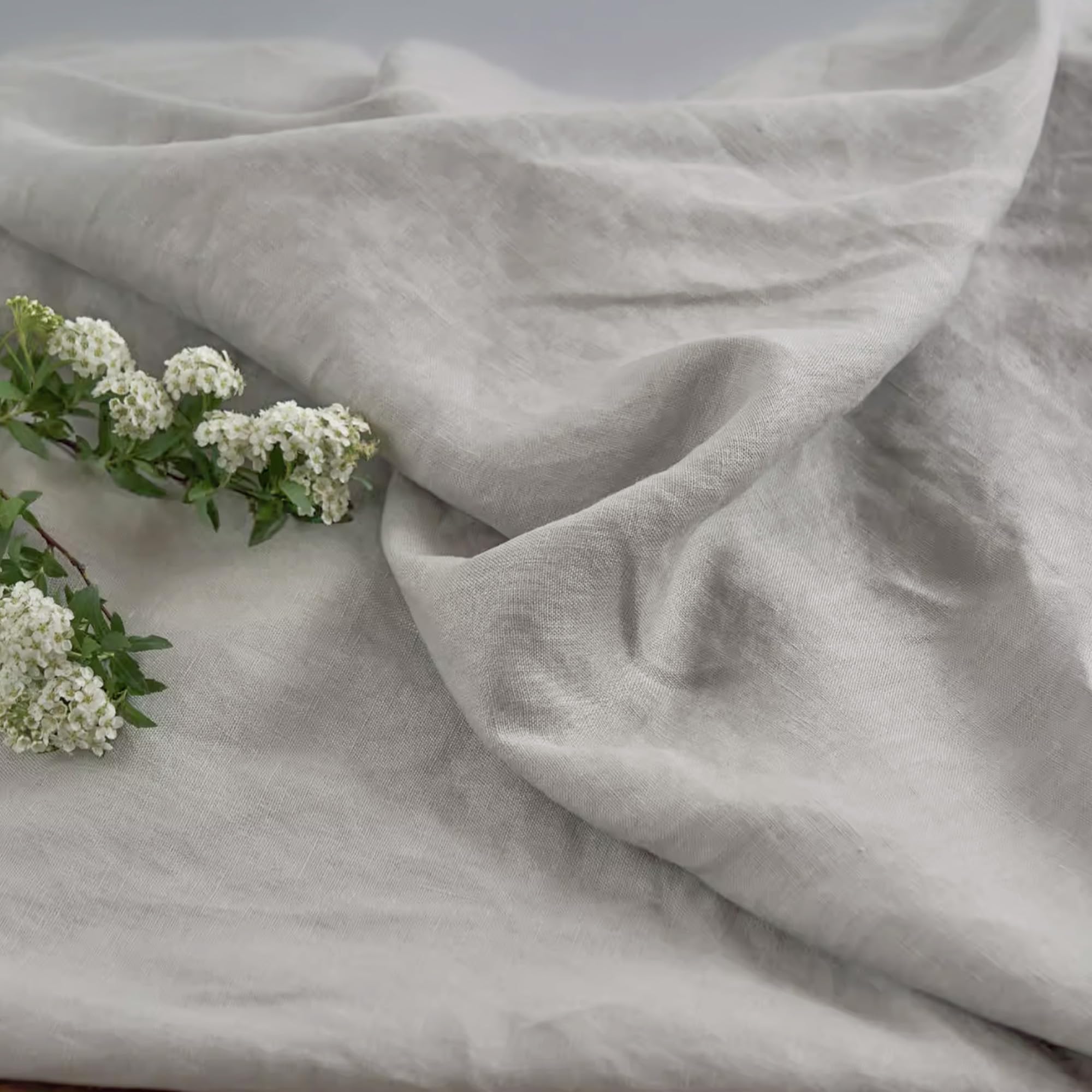 Simple&Opulence 100% Natural Linen Fabric - 140cm Wide Solid Colour Linen Material for Dressmaking, Sewing, Upholstery, Embroidery, Lining, DIY Crafts (Light Gray,1mx1.4m)