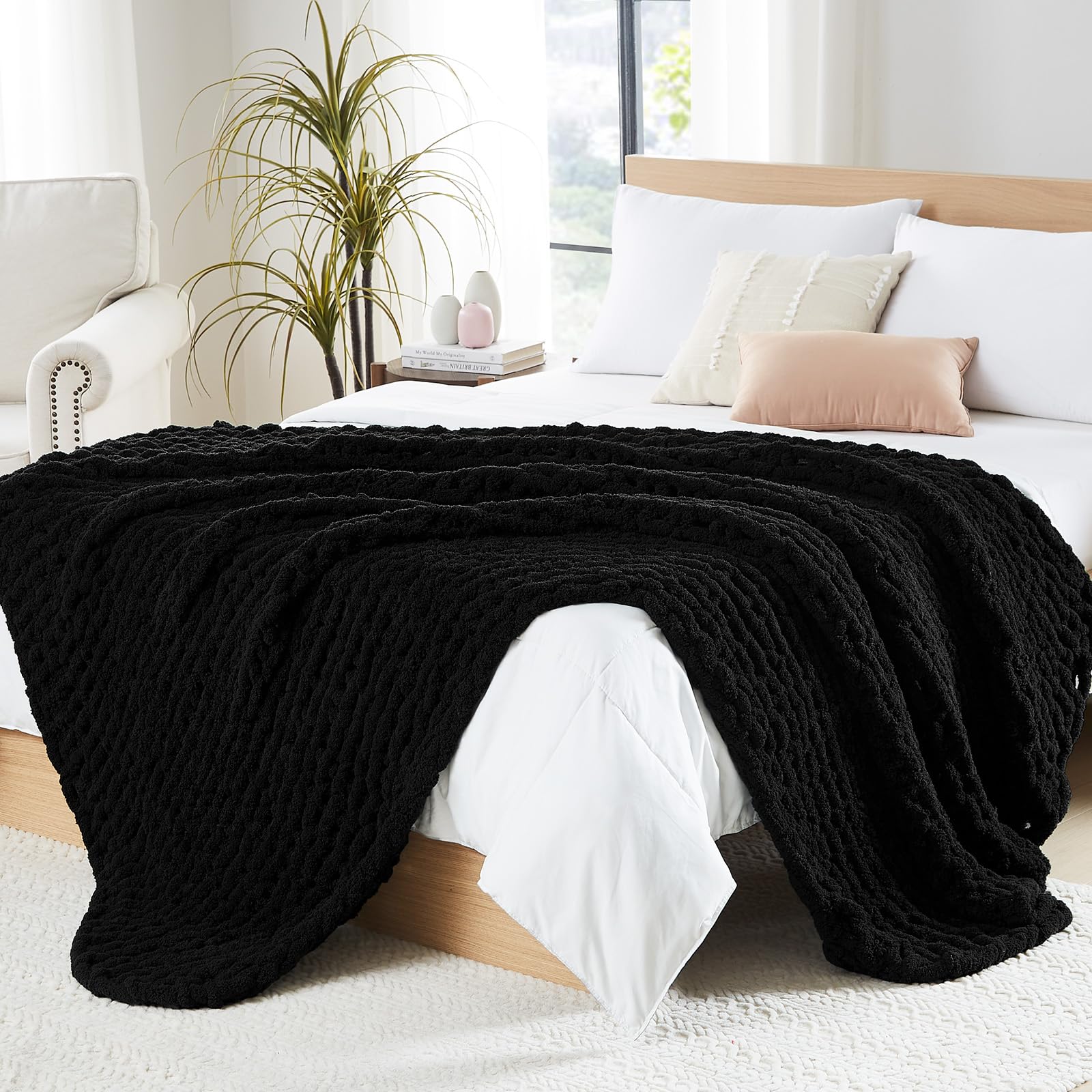L'AGRATY Chunky Knit Blanket