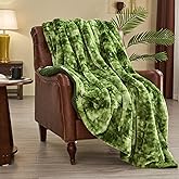 NEWCOSPLAY Super Soft Faux Fur Throw Blanket for Couch Green Sherpa Fuzzy Plush Warm Blanket for Sofa Bed (Green, Throw(40"x50"))