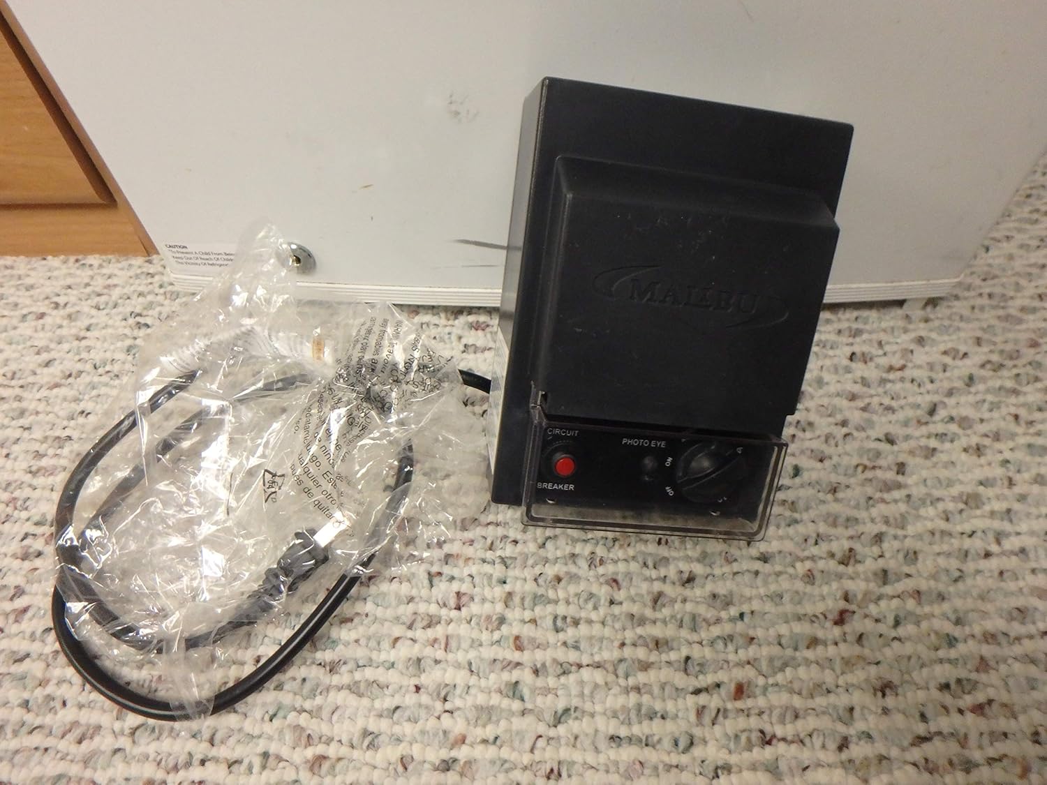 Malibu 3100115001 150 Watt Low Voltage Transformer, Photo Eye Sensor