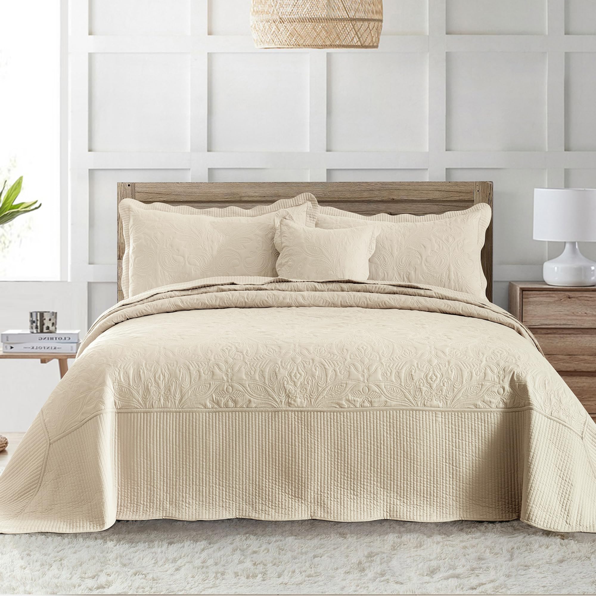 Photo 1 of HoneiLife Oversized King Bedspreads - California King Quilt 120x120,4-Piece Cal King Quilt Sets,Rustic Bedding Sets King Size,Reversible Coverlets Lightweight Bed Cover for All Season Use-Khaki