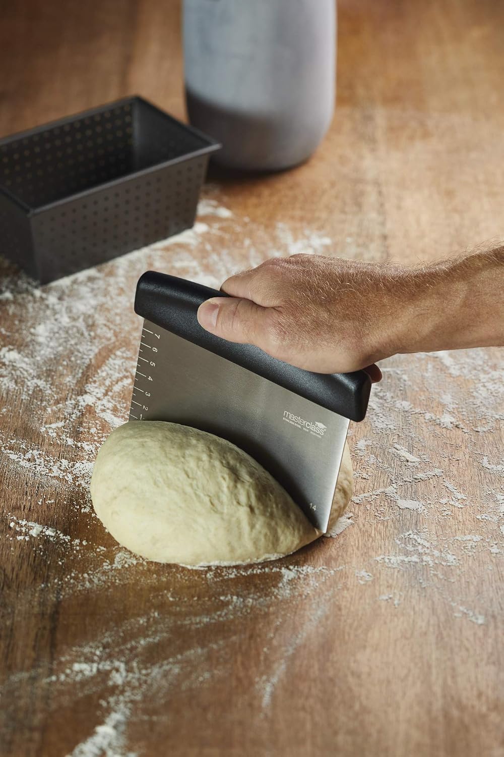 MasterClass Dough Scraper Cutter with Handle and Measuring Scale for Pizza Bread, Pastry, Stainless Steel, 15 x 7.5 cm, Silver - Image 4