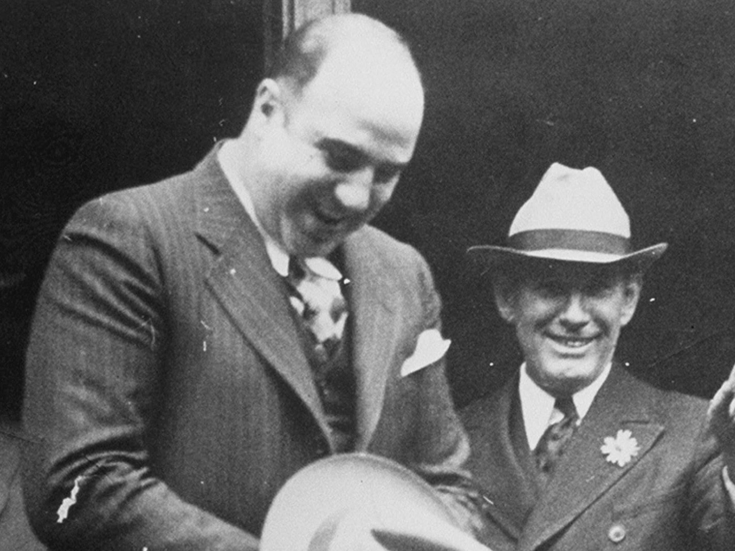 Watch History Detectives Season 7 Prime Video