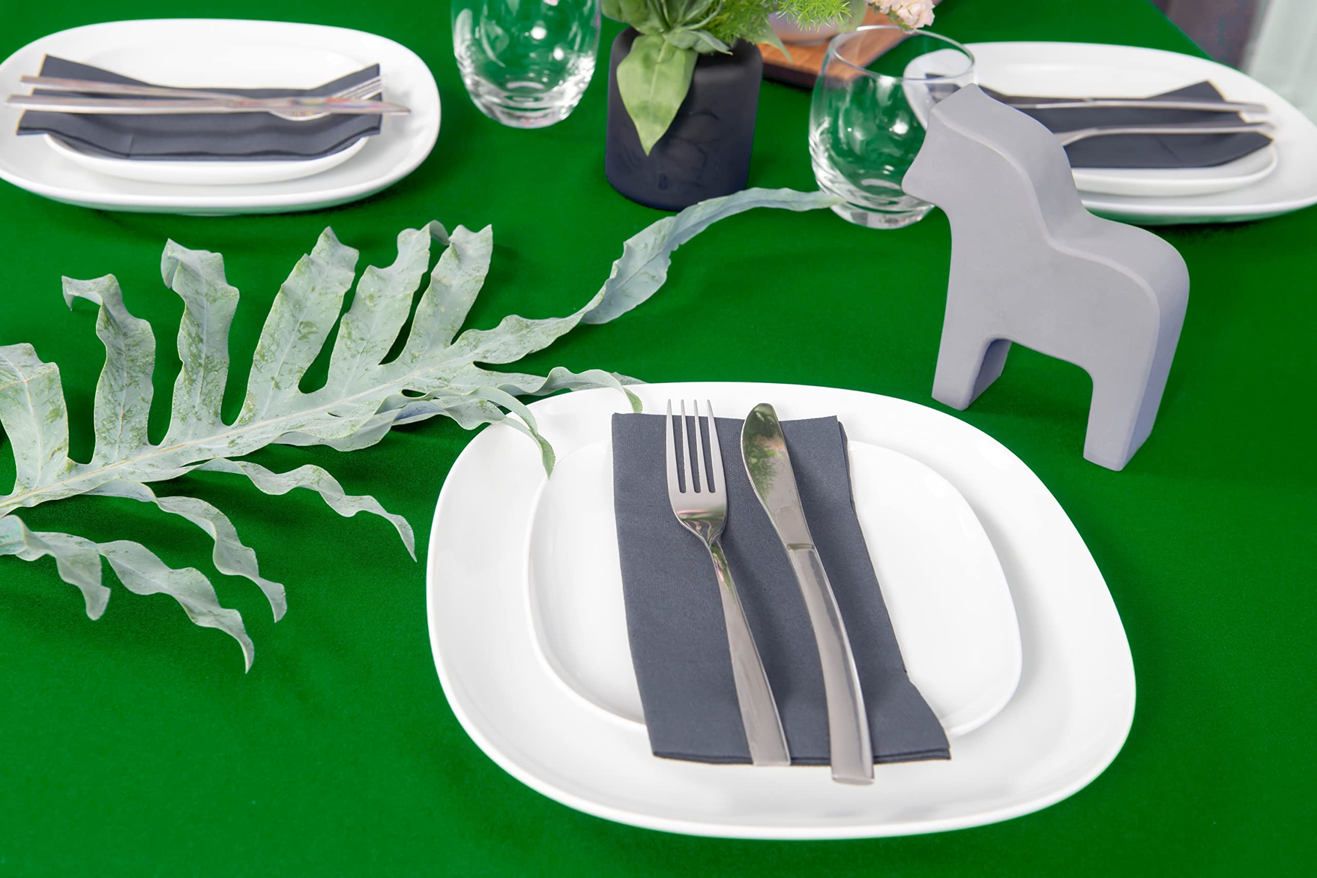 NIBLO Tablecloth, Table Runner, Table Linen, Table Decoration, Tablecloth (Green, Tablecloth - 120 x 220 cm)