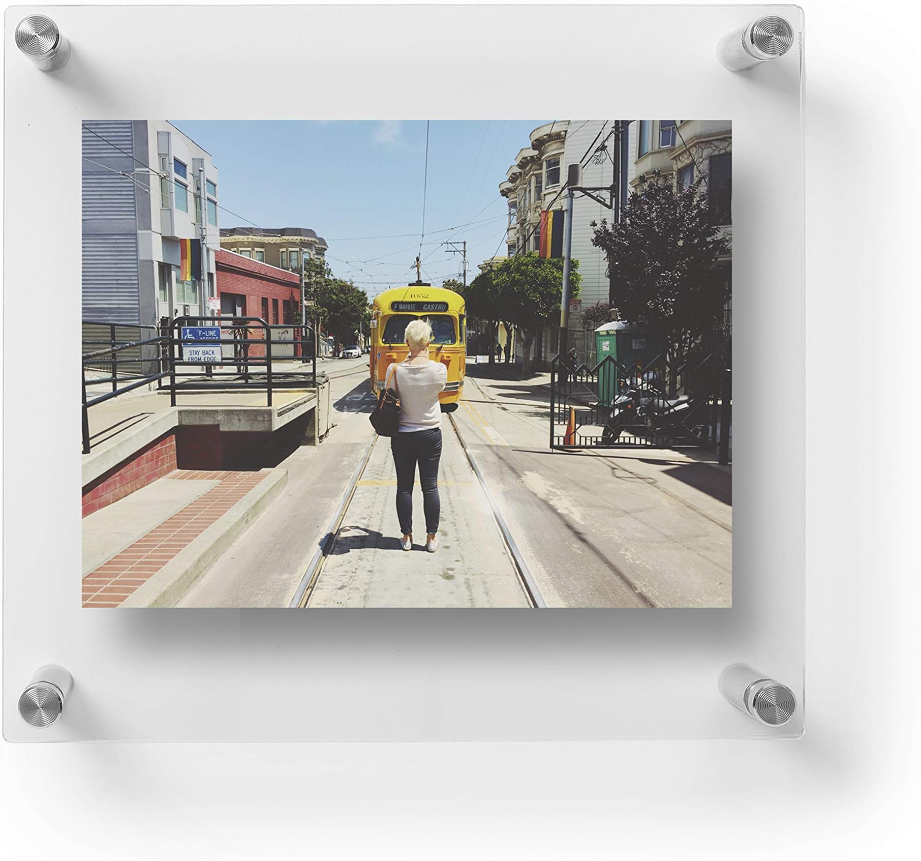 Wexel Art 12x10-Inch Double Panel Clear Acrylic Floating Frame for Up to 5x7 Art & Photos