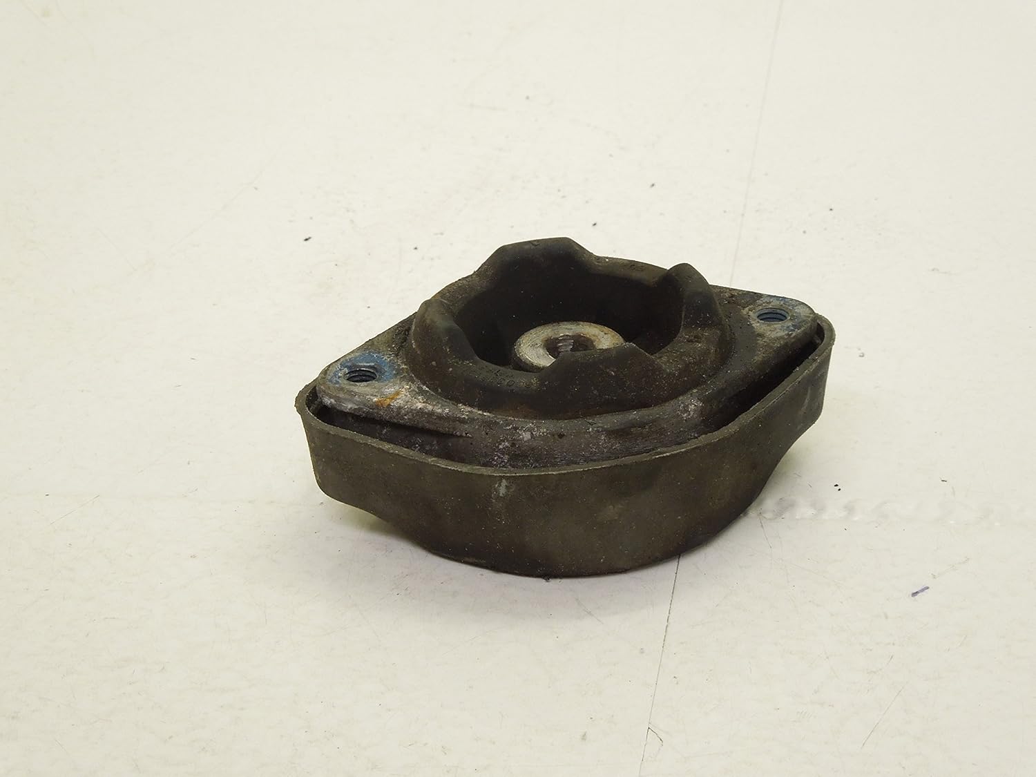 Audi A4 B6 B7 Gearbox Transmission Mount Amazon.co.uk Car & Motorbike