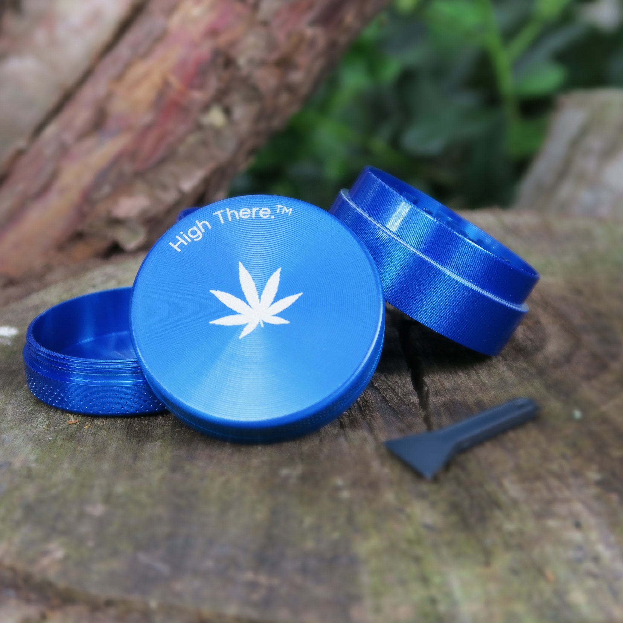 High There Ultimate 5 Piece Herb Grinder with Kief Catcher, Blue Zinc Alloy