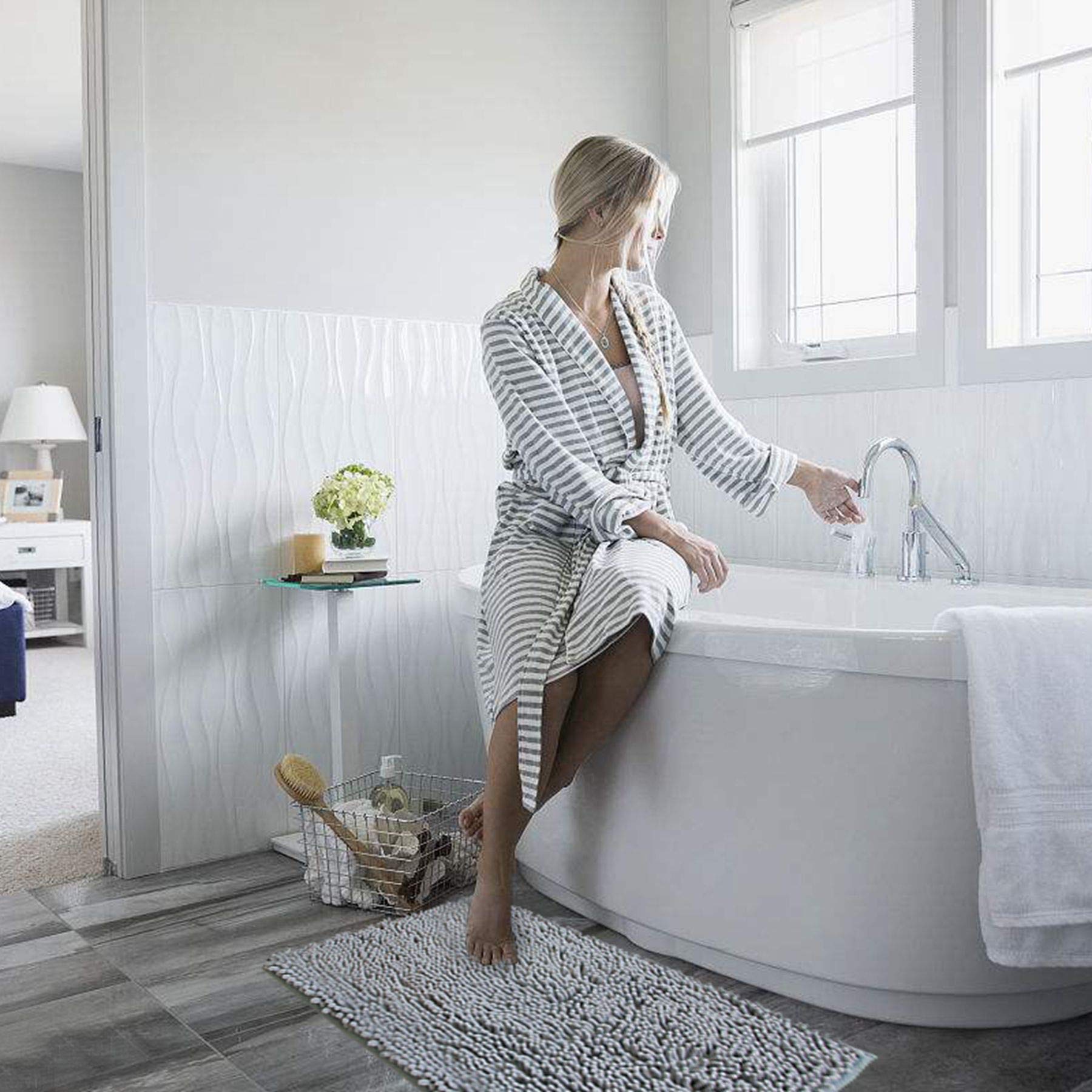 Pourmaison Bath Mat Bathroom Rugs Chenille Bath Mats for Bathroom 20\'\' x 32 \'\' Machine Washable No Slip Bath mats Area Rug Kitchen Bedroom Entry Kid’s Bath Rugs - Gray