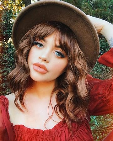 Amazon Com Sue Exquisite Bob Wavy Wig With Air Bangs Short Brown