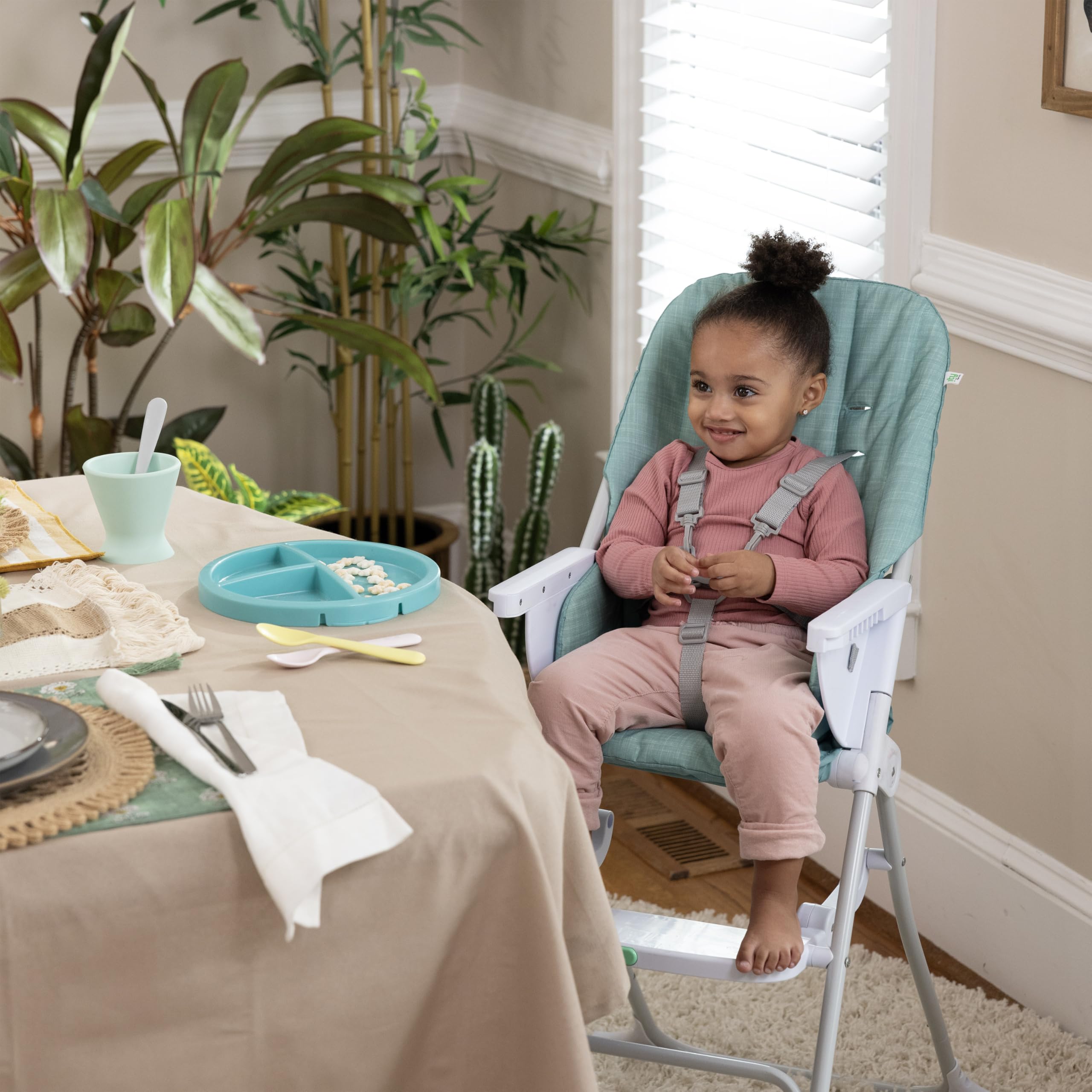 Ingenuity Sun Valley Compact Folding Baby High Chair, Food-Grade Safe Plate, 5-Point Harness, for Ages 6 Months and Up, Unisex - Teal