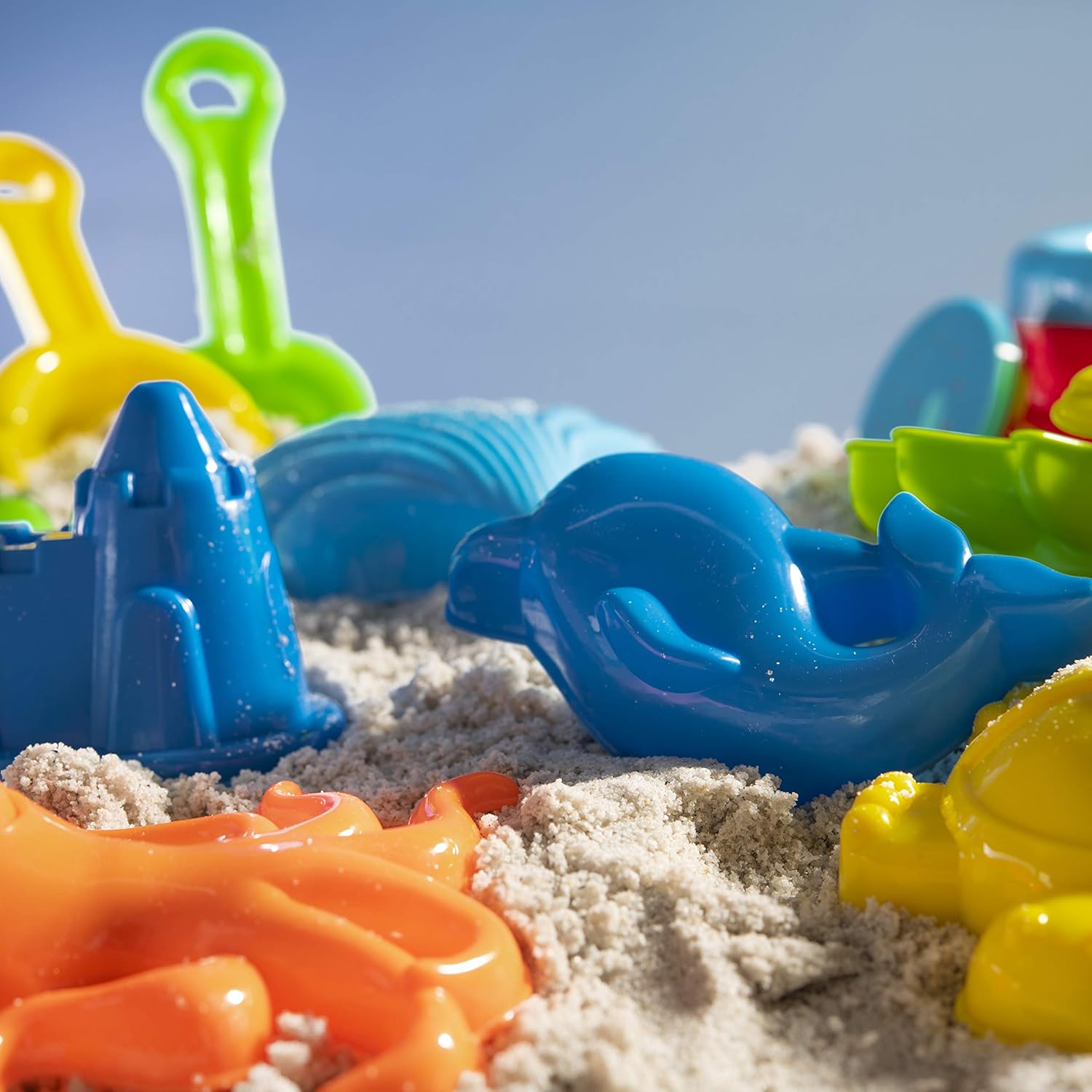 Prextex 19 Piece Beach Toys Sand Toys Set, Bucket with Sifter, Shovels, Rakes, Watering Can, Animal and Castle Molds in Drawstring Bag: Toys & Games