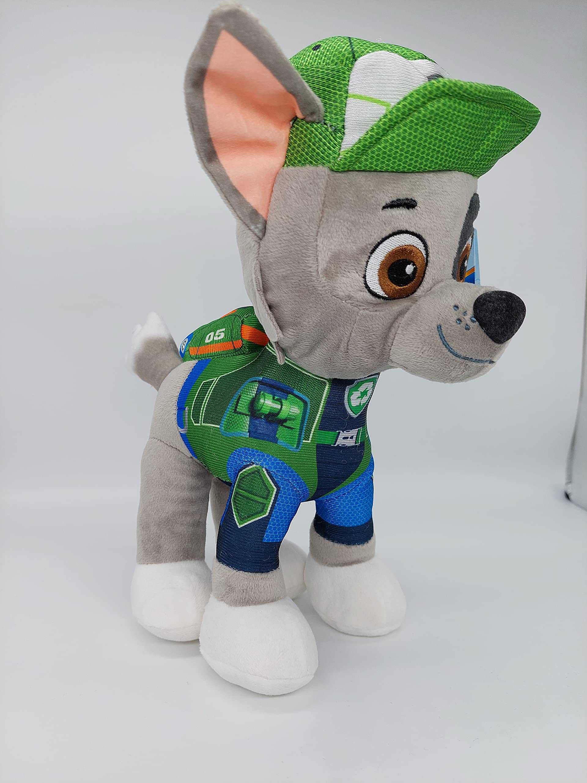 Play by Play Paw Patrol The Movie Various Designs, Plush Figures 27 cm Chase, Marshall, Liberty, Skye, Rubble, Rocky, Original Licensed Product for Children, Braver Than Ever - Movie 2021 (Rocky)