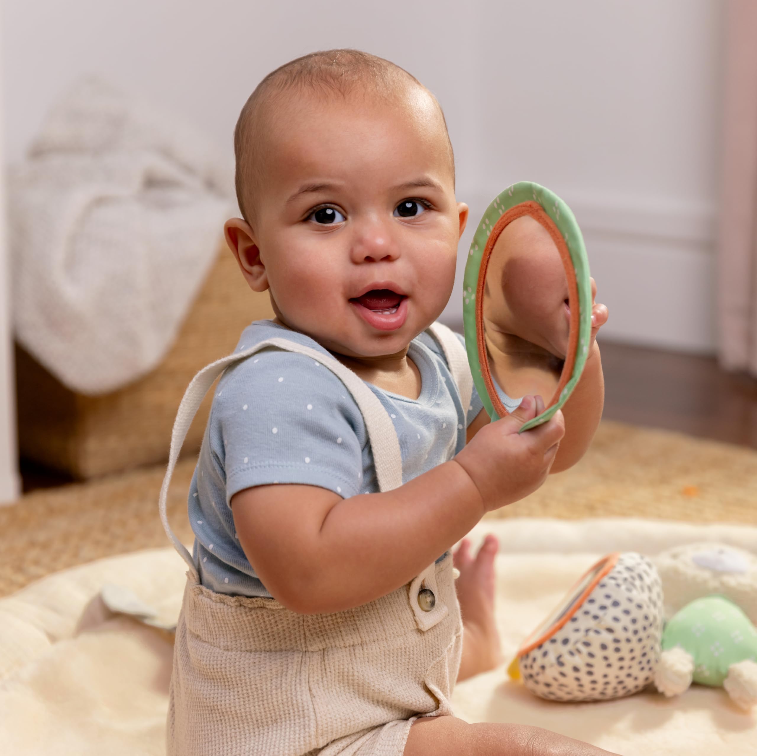 Ingenuity Every Season Plush Lambswool Baby Play Gym and Play Mat, Breathable, Tummy Time Mat, 0+ Months - Natural