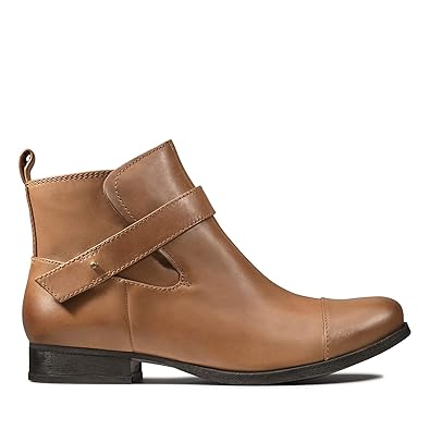 clarks ladbroke magic