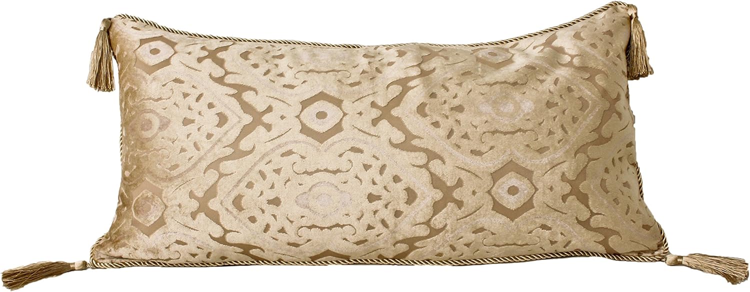 Amazon Com Thro By Marlo Lorenz Regina Damask Tassel Pillow