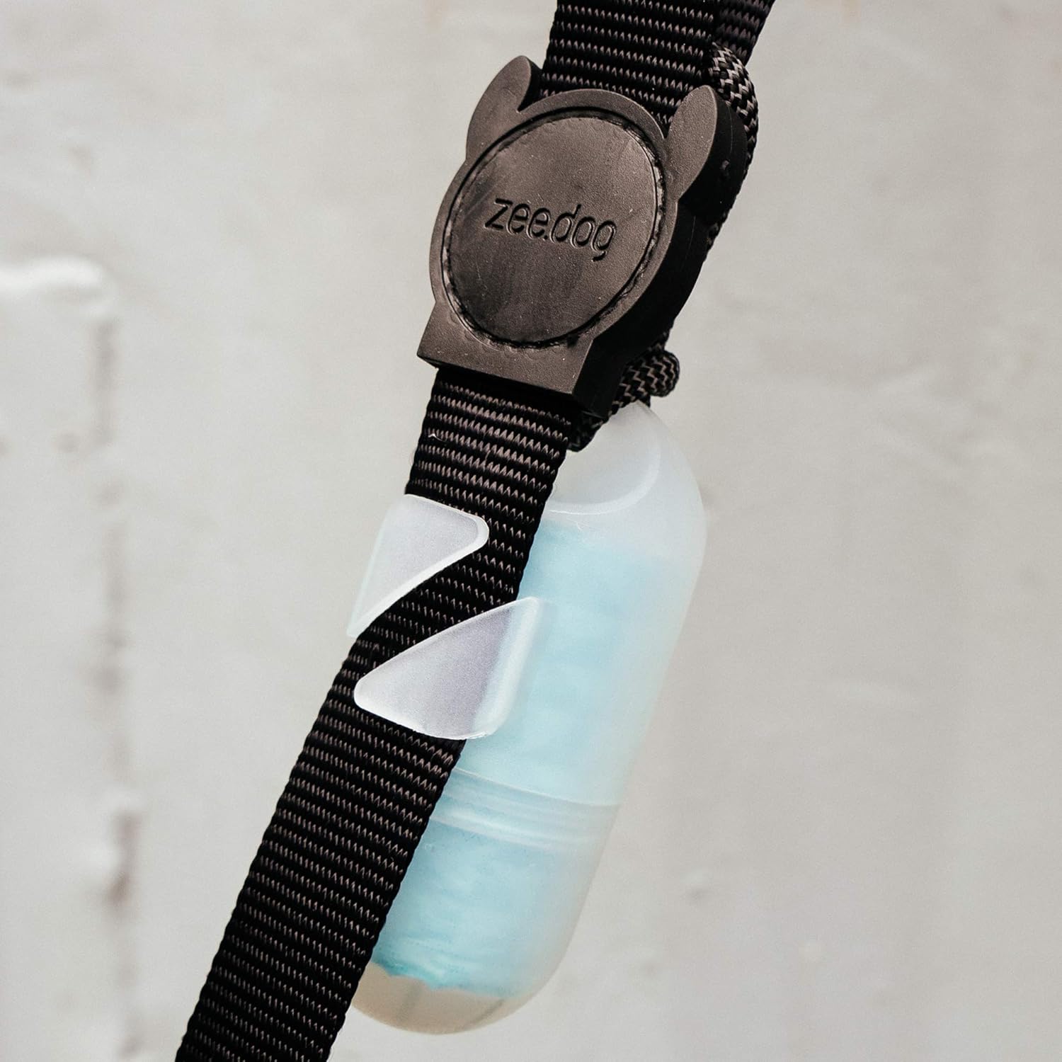 zee dog poop dispenser