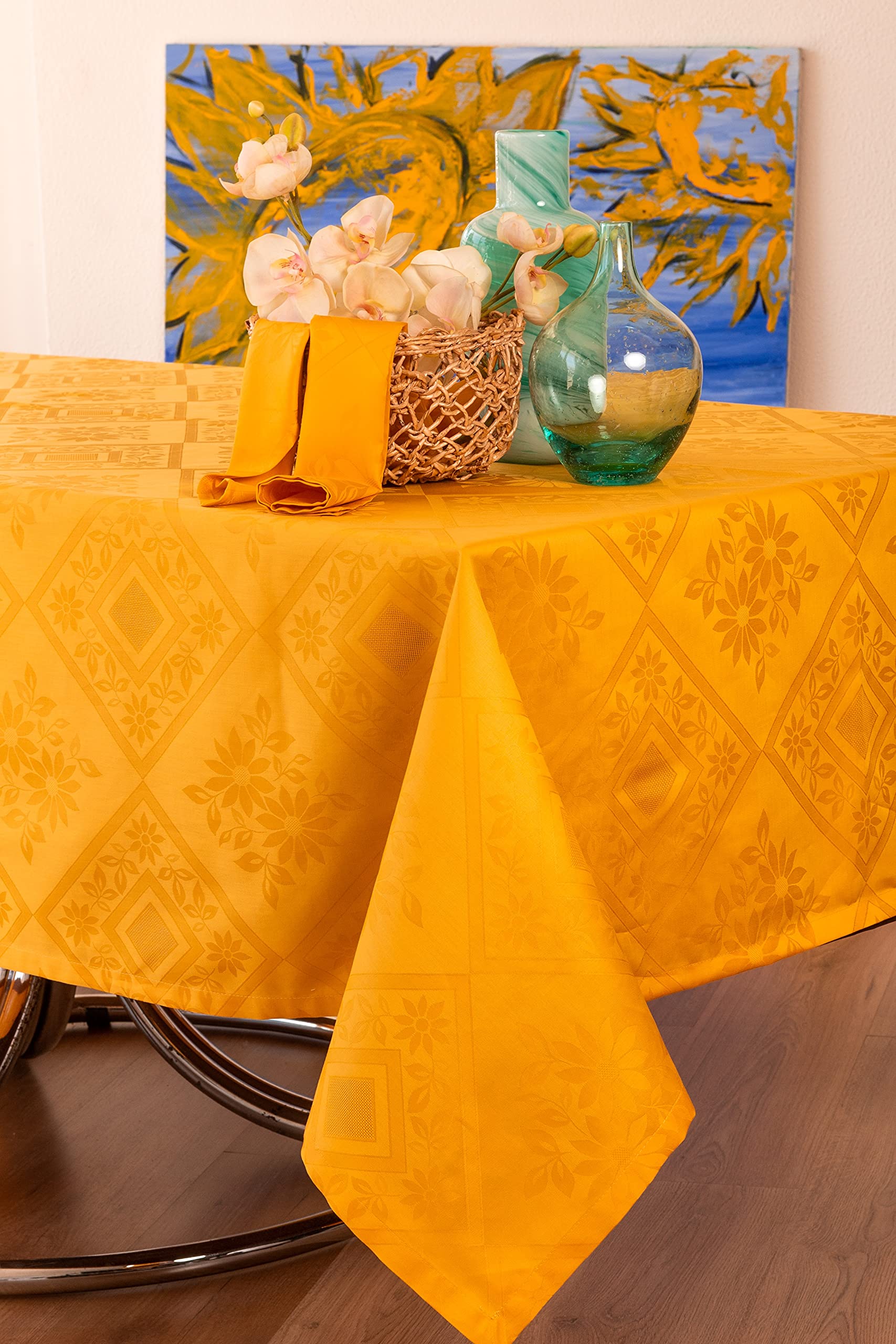 ESSE HOME – Tablecloth: Rectangular - Square – Round – Oval. Flanders Jacquard Pure Cotton – VIENNA (T 160x270, GOLD)