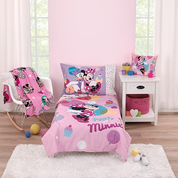 REALIN Christmas Duvet Cover Set - Santa Claus Holiday Bedding With Pillow Shams, Multiple Sizes