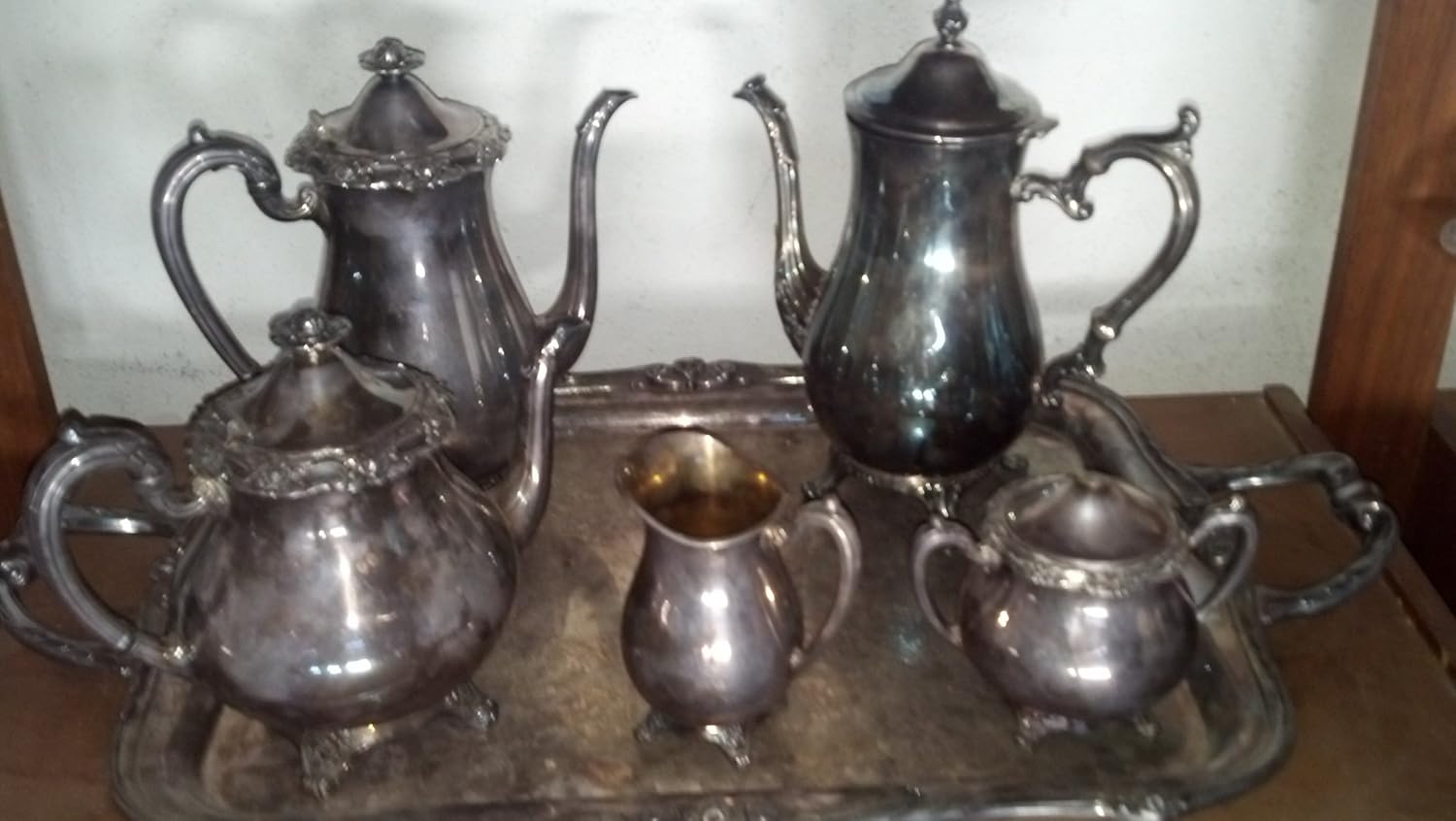 1881 WM Rogers GlenRose Tea Set Teapots Teapots