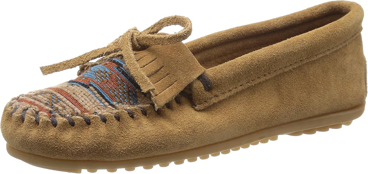 minnetonka women's moccasins amazon