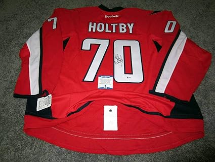 braden holtby signed jersey