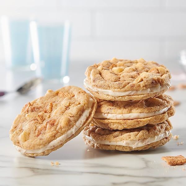 BETTY CROCKER CINNAMON TOAST CRUNCH COOKIE MIX, MADE WITH CINNADUST, HOLIDAY BAKING, 12.6 OZ