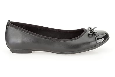 clarks platinum school shoes