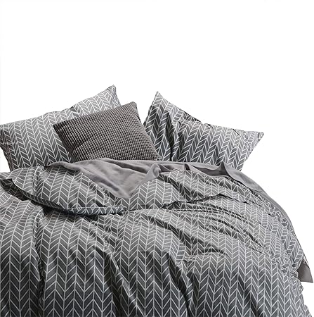 Amazon Com Wake In Cloud Gray Comforter Set Chevron Zig Zag