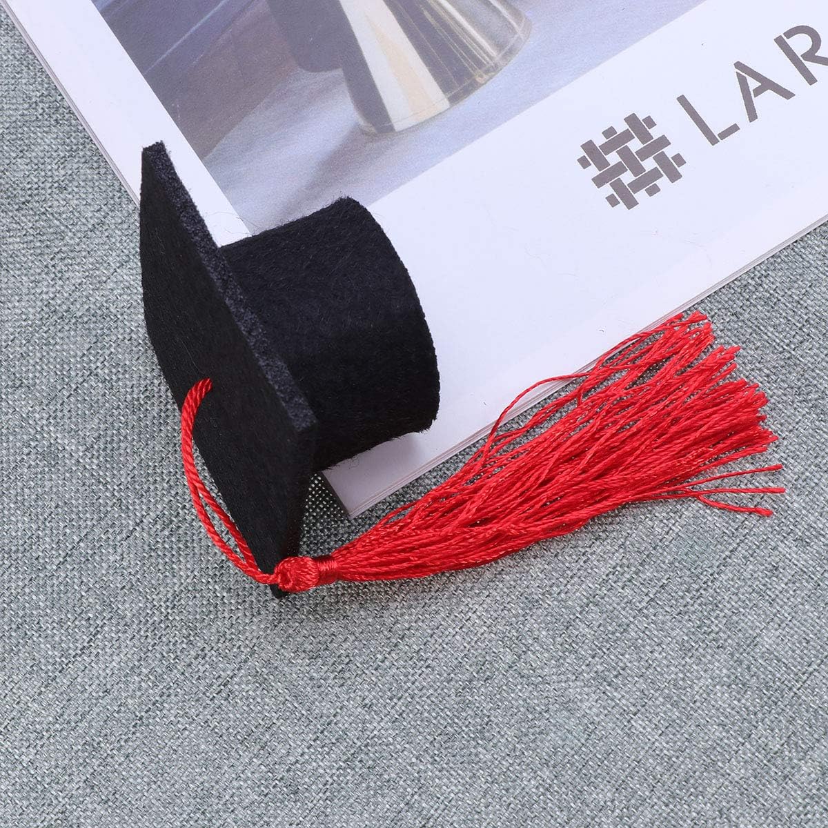 6 Mini Tappi A Forma Di Cappello Di Laurea - Decorazioni Da Tavola E Bomboniere Per Festa Di Laurea - Colori Assortiti