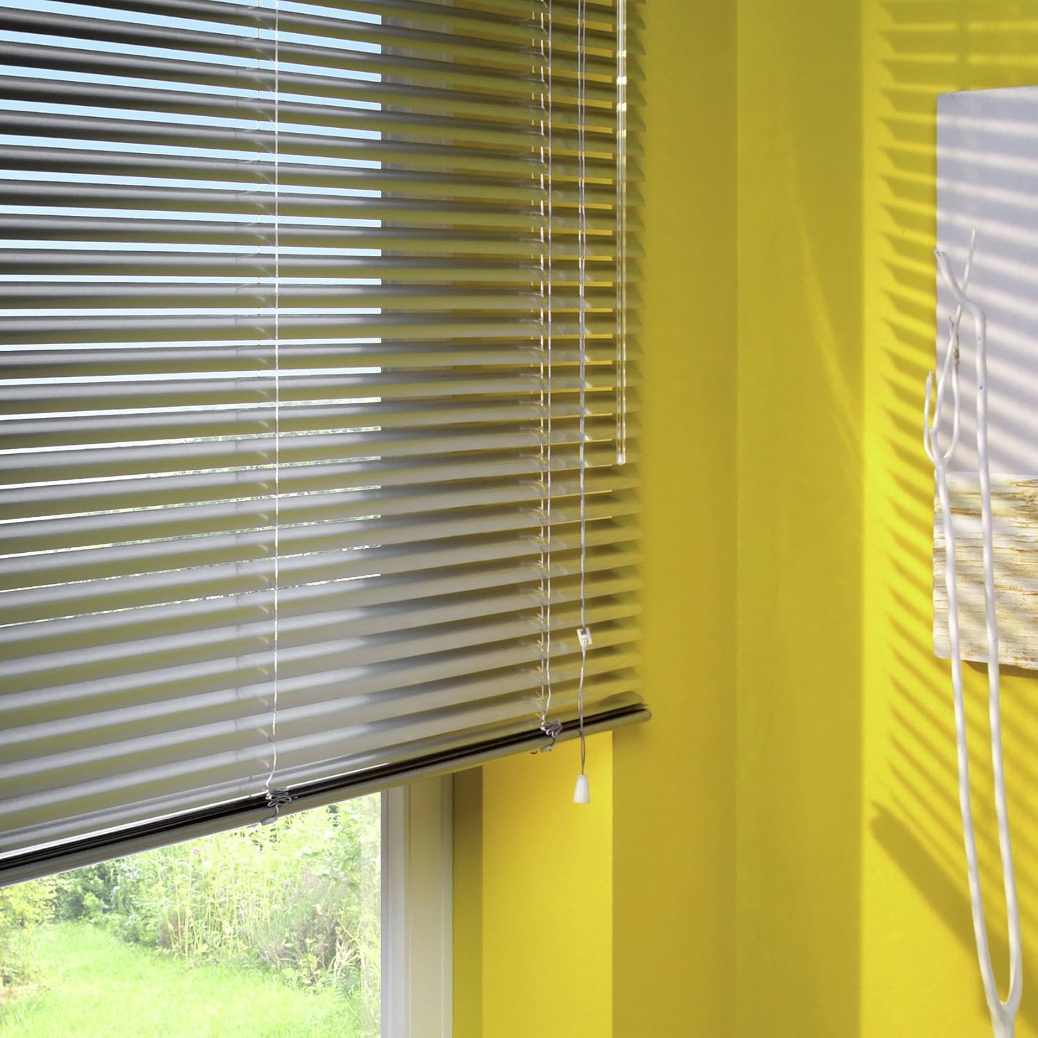 Gardinia Aluminium Venetian Blinds, Visibility, Light and Glare Protection, Wall and Ceiling Mounting, Mounting Kit Included - Image 4