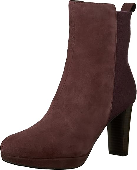 clarks desert london