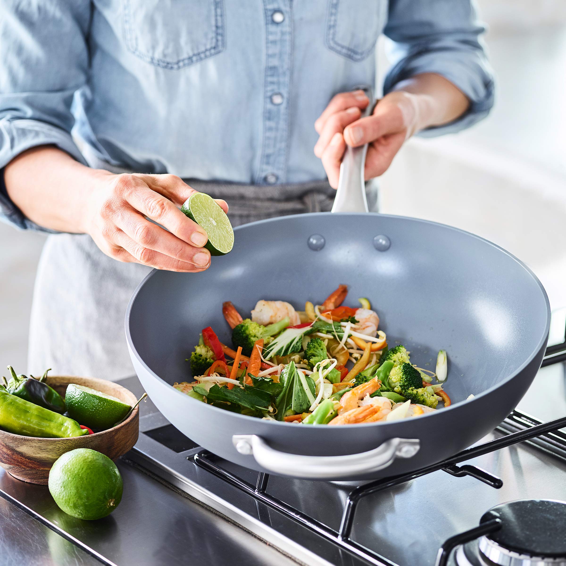 GreenPan Lima Hard Arlo Might Non Stick Ceramic Pan with Helper and delivered.