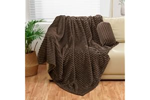 BNuitland Brown Flannel Throw with Storage Pouch,300GSM Super Soft Fleece Stripe Pattern Sofa Blanket for Adults and Kids, Lightweight Cozy Bed Throw for Home Decor All Season