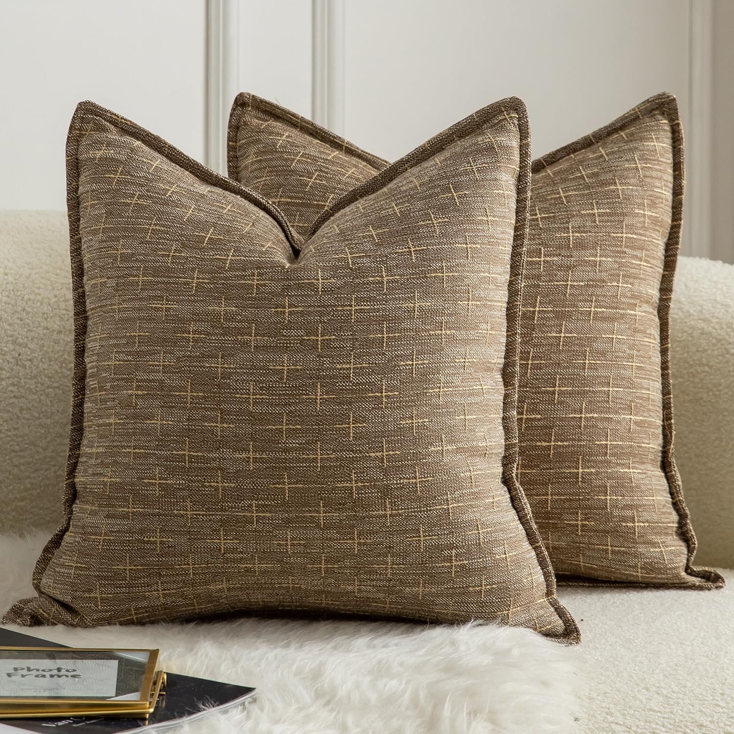 Mandioo Pack of 2 Burlap Linen Cushion Covers Woven Textured Modern Farmhouse Throw Pillow Cases Decorative Couch Sofa Bed Living Room 20 x 20 Inch 50x50 cm Light brown