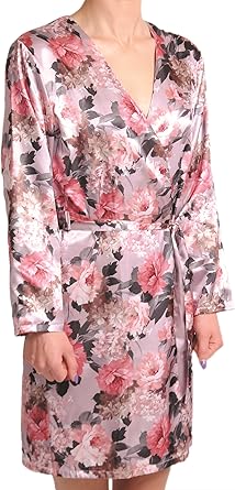 womens pyjamas and dressing gowns