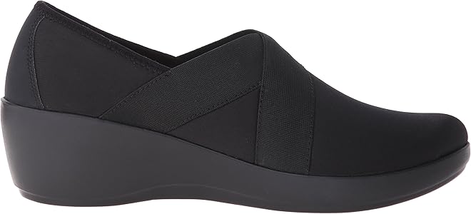 crocs women's busy day stretch asymmetrical wedge