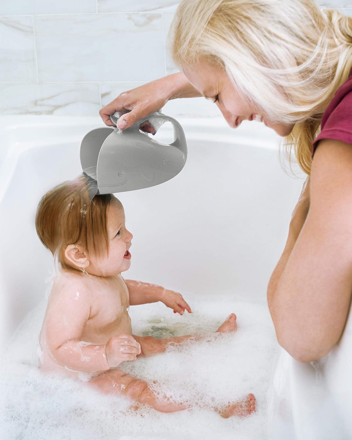 Skip Hop Moby Bath Rinse Cup: Tear-free Waterfall Rinser, Grey : Baby