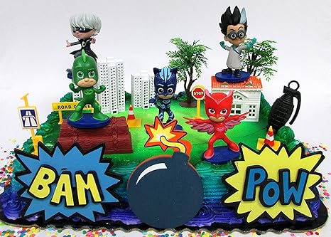 figuras de los heroes en pijamas