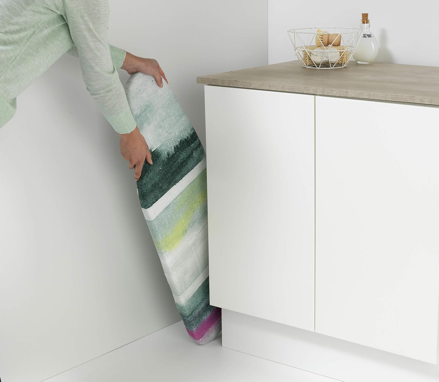 Brabantia Table Top Ironing Board Size S (95 x 30cm) Compact Flat-Folding Steam Iron Table - Image 4