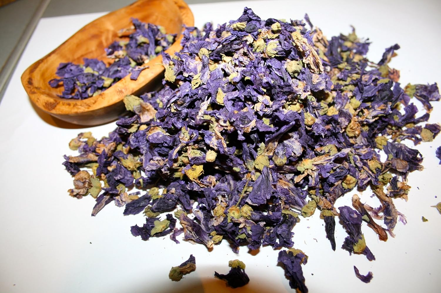 Amazon Com Organic Bio Herbs Organic Dried Mallow Flowers Malva Sylvestris 4 Oz Health Personal Care